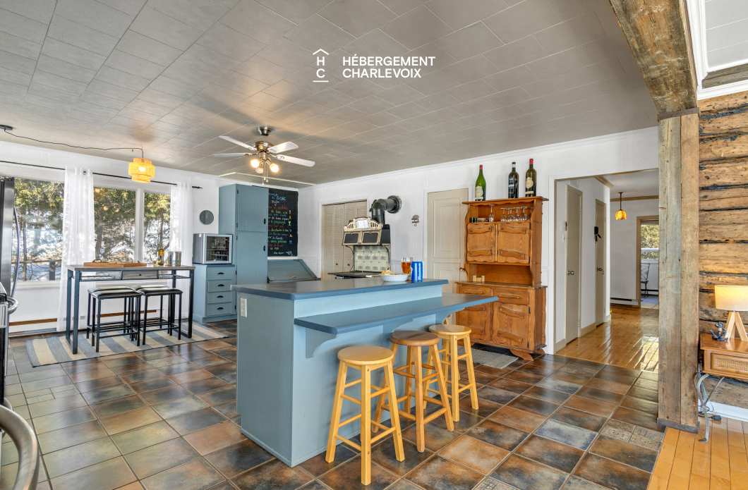 CHIC-645 - Maison avec vue imprenable sur le fleuve